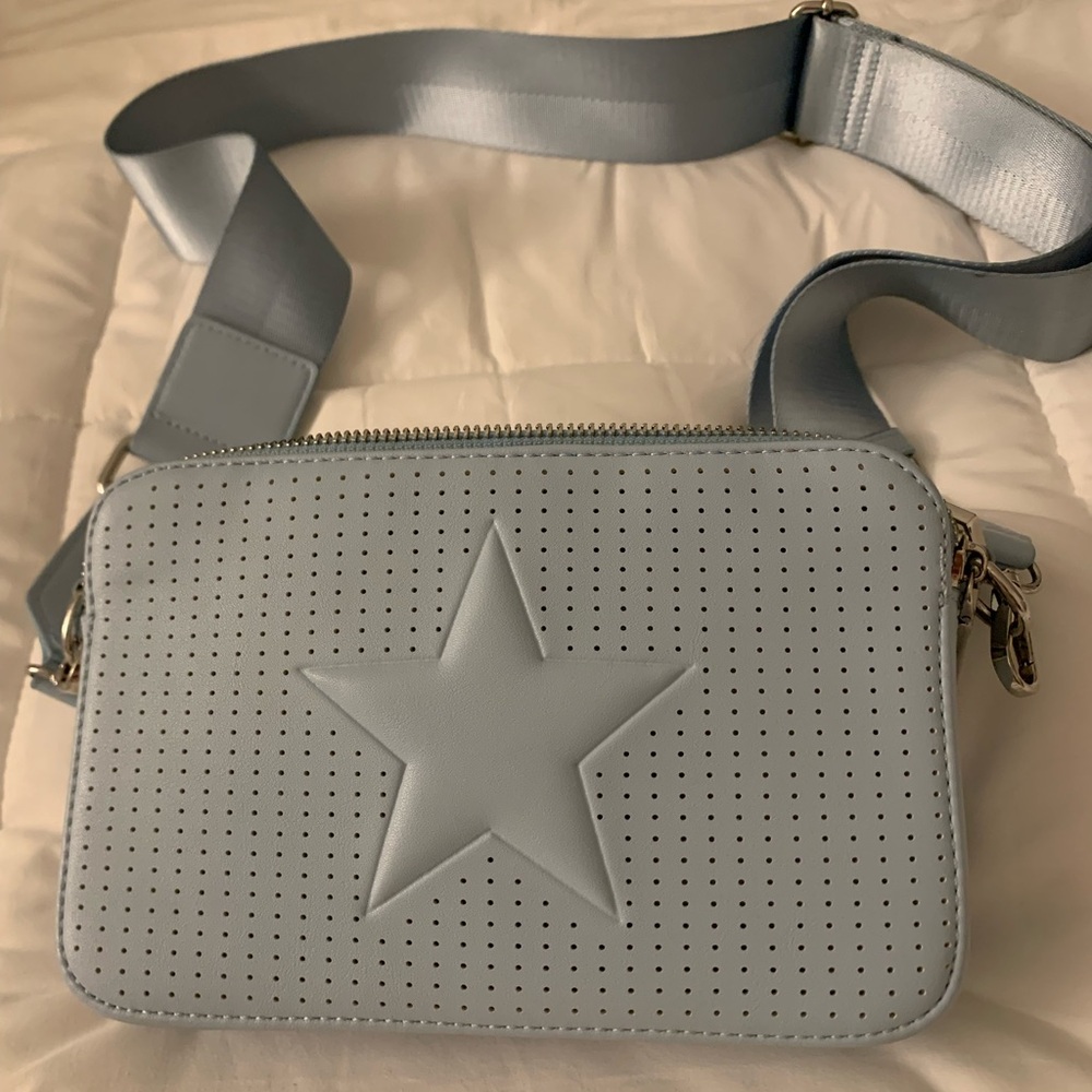 Blue structured purse with star embossing!
